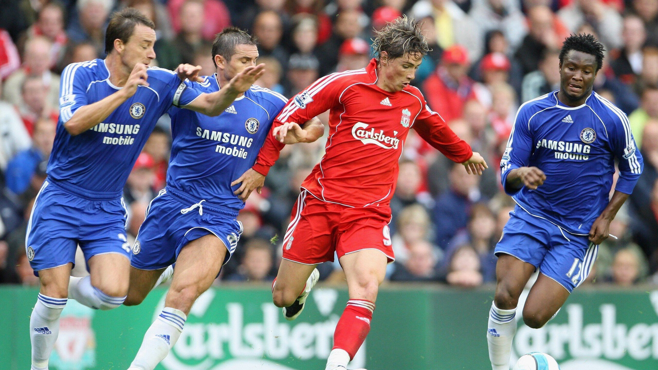 爱游戏电竞官网-足球纪录片聚焦中超黄金时代与崛起城市力量，足球类纪录片